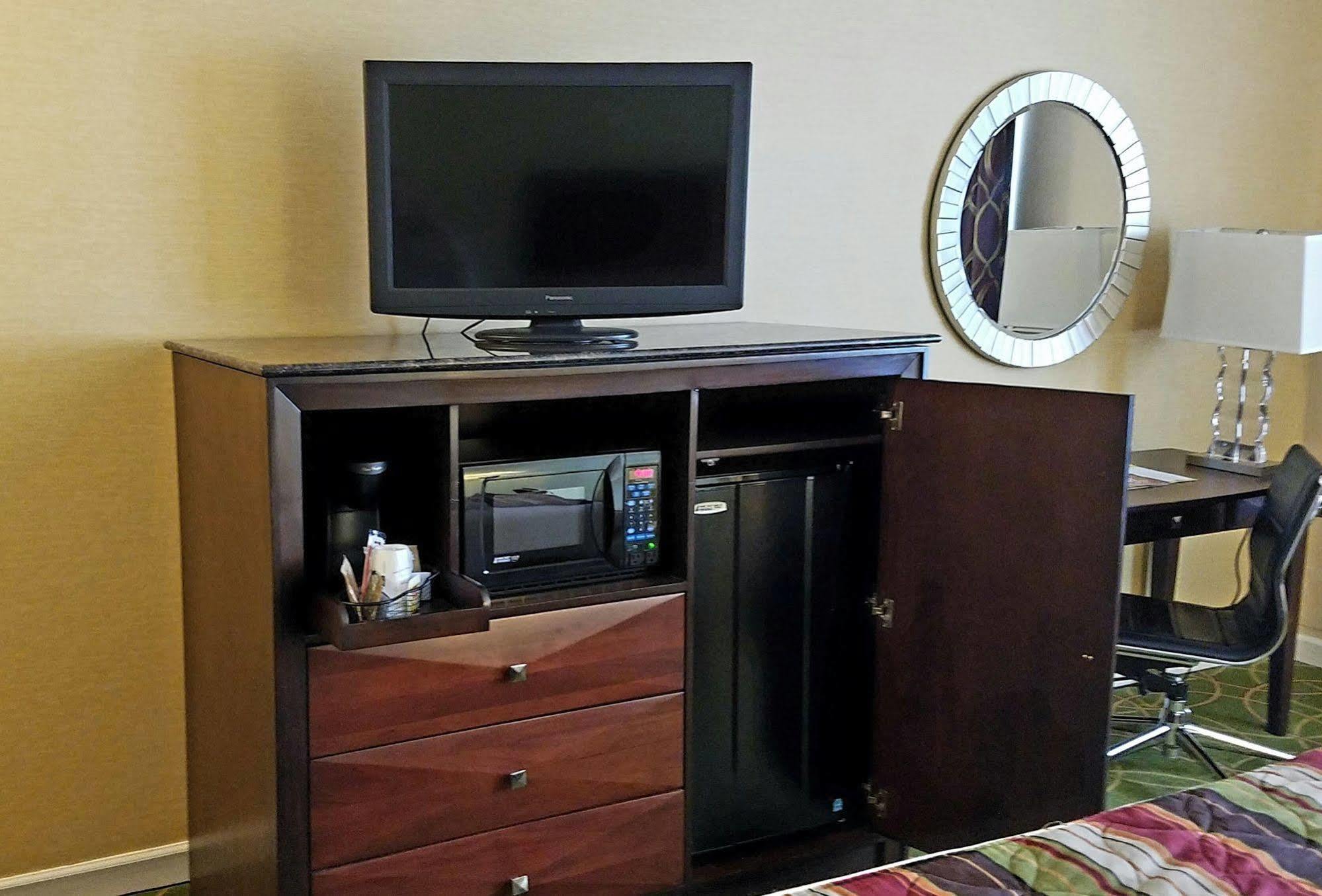 Hotel Days By Wyndham Penn State