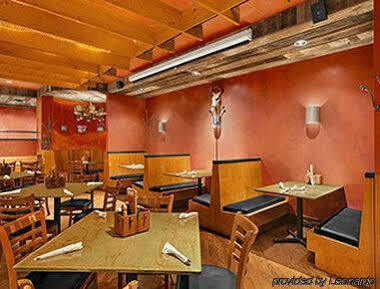 Days By Wyndham Penn State Hotel