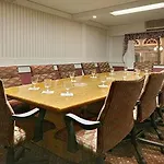 Days Inn By Wyndham Penn State 