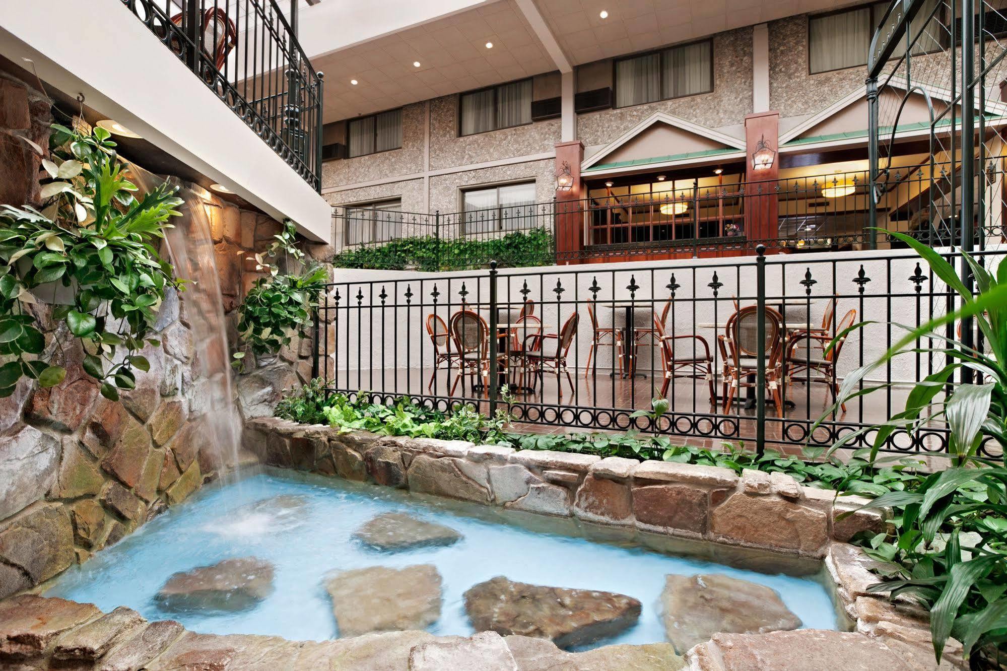 Days By Wyndham Penn State 3* State College