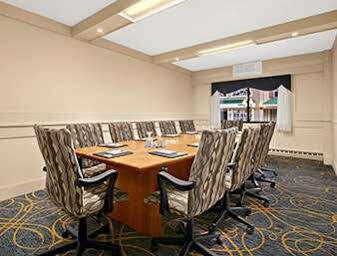 Hotel Days By Wyndham Penn State 3*
